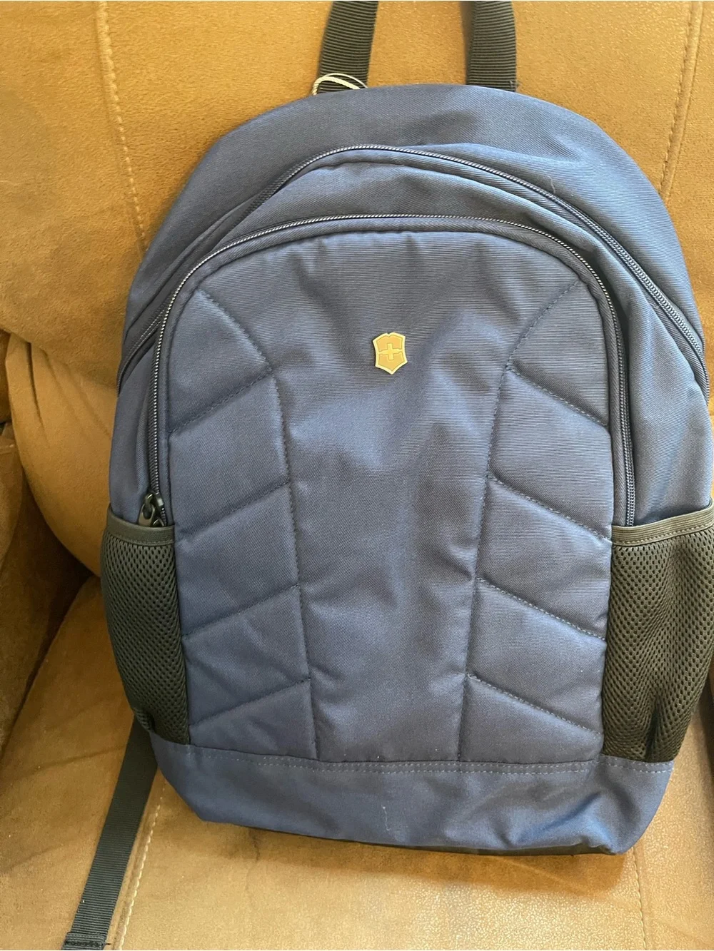 Victorinox Gray Men's Backpack travel gear blue 17”